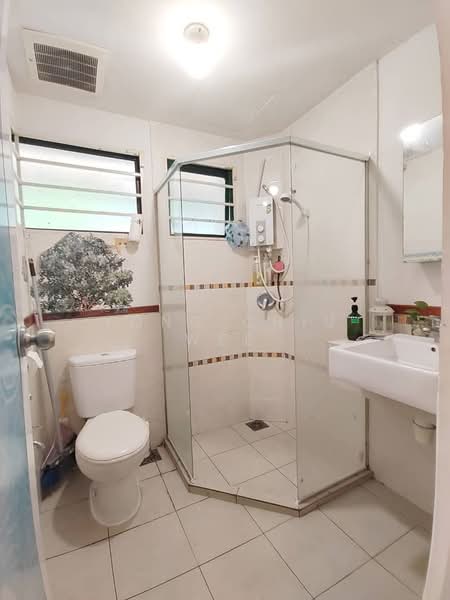 Rumah Bandar untuk Dijual di Bandar Bukit Puchong 2 (Puchong) - Yong Chiu Wee - Bathroom - PropertyGuru.com.my