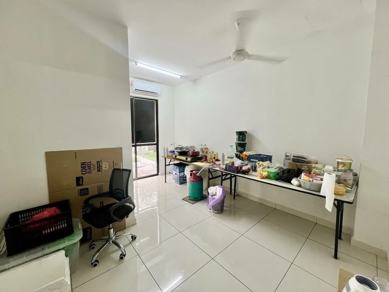 2-storey Terraced House for Sale in Kampung Desa Putra (Dengkil) - BILYA ARIFF - PropertyGuru.com.my