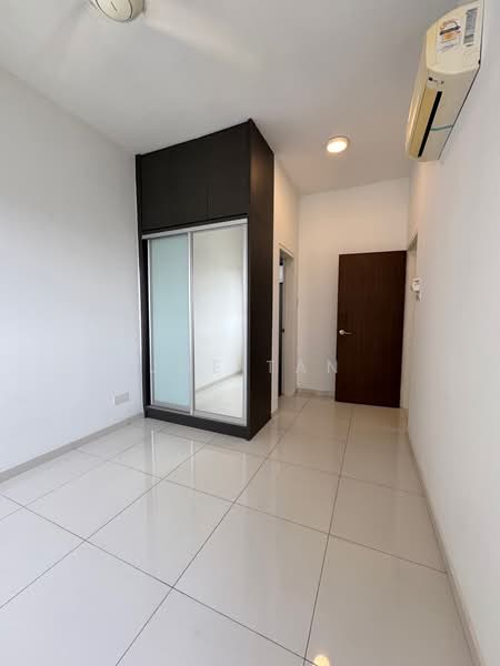 Service Residence for Sale at Seasons Garden Residences - Joe Tan - Interior - PropertyGuru.com.my