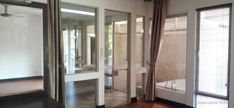 Terraced House for Rent in Duta Tropika (Batu) - Claudia Thong - Bathroom - PropertyGuru.com.my