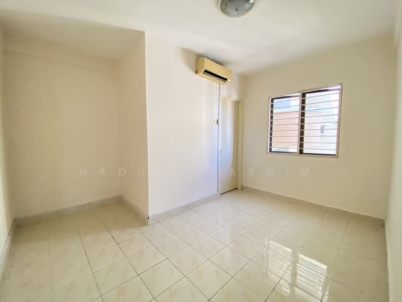 Condominium for Rent at Putra Villa - Hadura Hashim - PropertyGuru.com.my