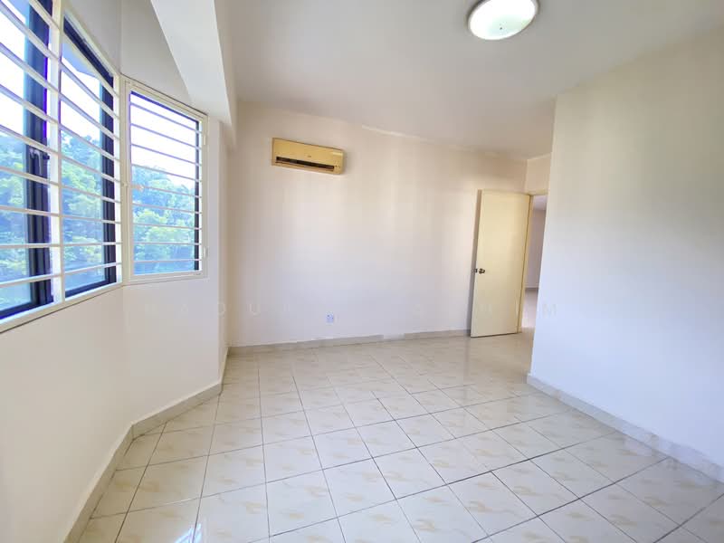 Condominium for Rent at Putra Villa - Hadura Hashim - PropertyGuru.com.my
