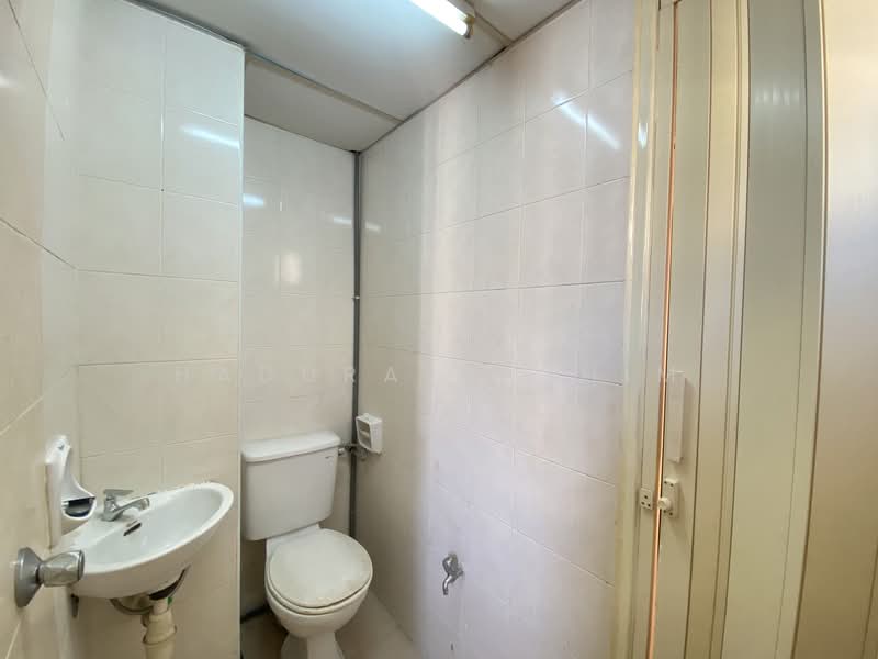 Condominium for Rent at Putra Villa - Hadura Hashim - PropertyGuru.com.my