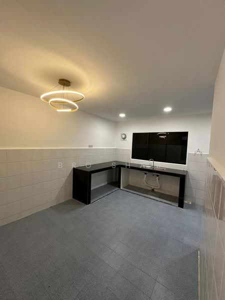 1-storey Terraced House for Sale in Taman Universiti (Skudai) - Bro Sham - PropertyGuru.com.my