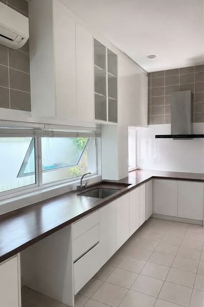 Semi-Detached House for Sale in Taman Damai Utama (Bandar Kinrara) - Christine Tan - Kitchen - PropertyGuru.com.my