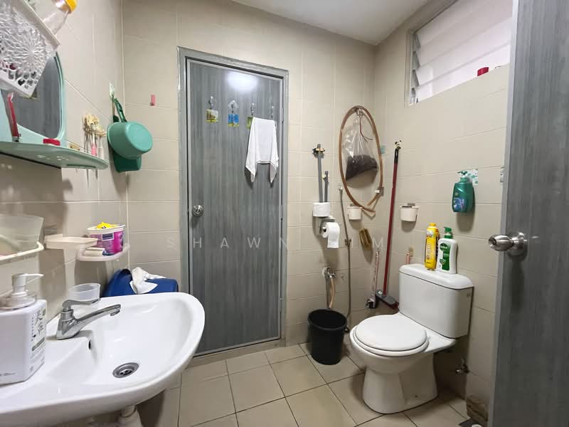 Terraced House for Sale in Taman Mesra Utama (Balakong) - Shawn Lim - Bathroom - PropertyGuru.com.my