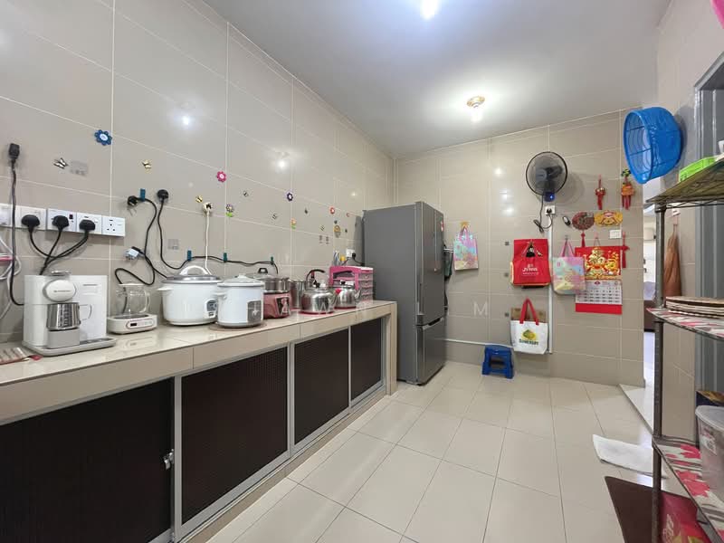 Terraced House for Sale in Taman Mesra Utama (Balakong) - Shawn Lim - Kitchen - PropertyGuru.com.my