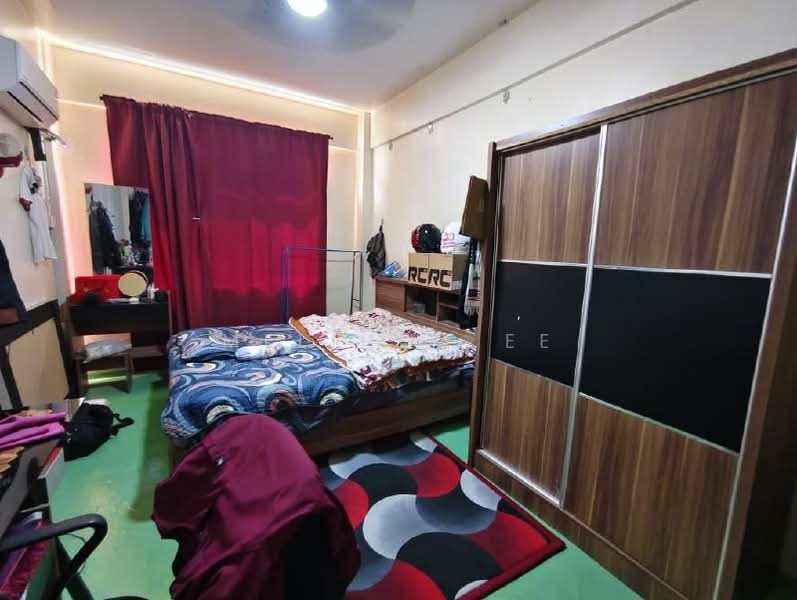 Pangsapuri untuk Dijual di Bayu Puteri 2 - Melinda Ee - Bedroom - PropertyGuru.com.my