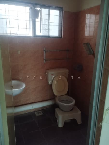Terraced House for Sale in Usj 2 (Subang Jaya) - Jessica Tai YF - Bathroom - PropertyGuru.com.my