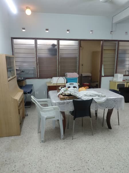 Rumah Teres 2 Tingkat untuk Dijual di Tanjung Bungah (Penang) - Chien Khek Ng - Dining Room - PropertyGuru.com.my