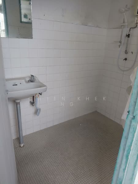 Rumah Teres 2 Tingkat untuk Dijual di Tanjung Bungah (Penang) - Chien Khek Ng - Bathroom - PropertyGuru.com.my