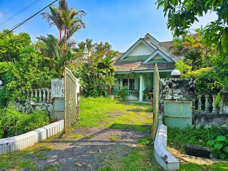 Rumah Banglo untuk Dijual di Shah Alam (Selangor) - Reena Sarif - Exterior - PropertyGuru.com.my