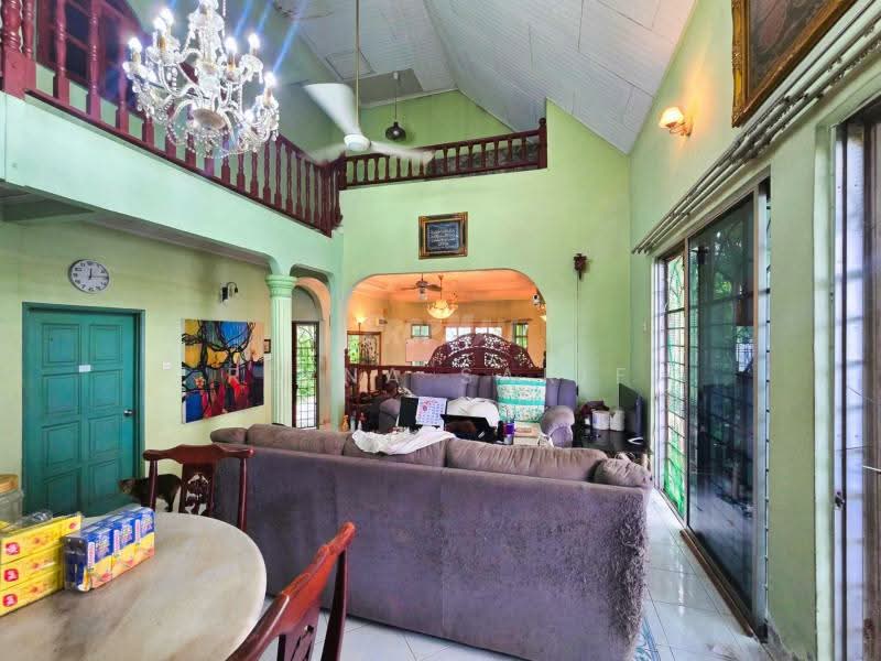 Rumah Banglo untuk Dijual di Shah Alam (Selangor) - Reena Sarif - Living Room - PropertyGuru.com.my