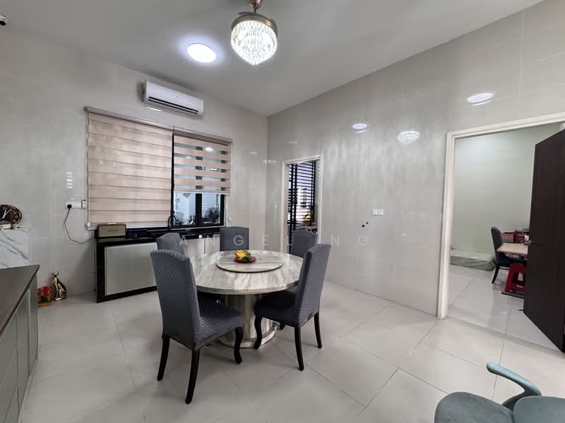 Rumah Berkembar untuk Dijual di Bandar Kinrara (Selangor) - Angel Ng - Dining Room - PropertyGuru.com.my
