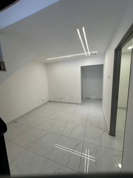 1.5-storey Terraced House for Sale in Taman Rinting (Masai) - Bro Sham - PropertyGuru.com.my