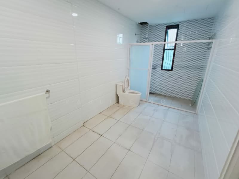 Bungalow for Rent in Johor Bahru (Johor) - Pauline Ng - Bathroom - PropertyGuru.com.my