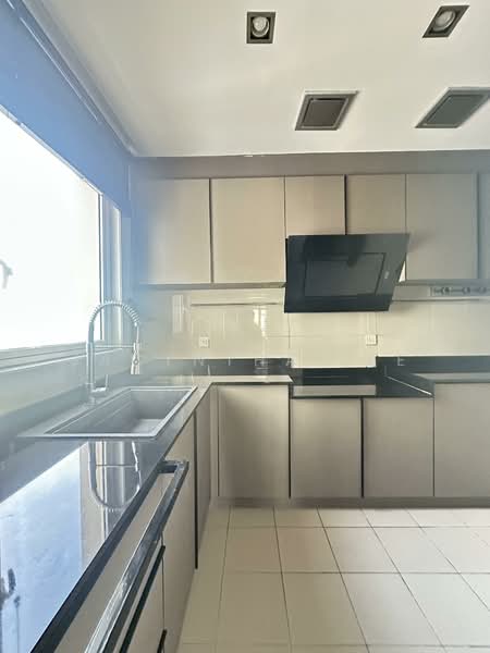 Kondominium untuk Dijual di Quayside Seafront Resort Condominiums - Jacyntha Lee - PropertyGuru.com.my