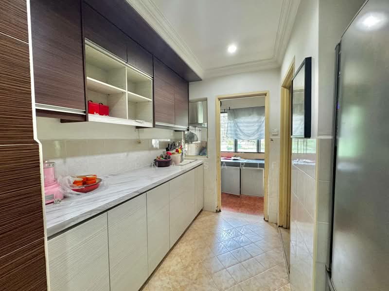 2-storey Terraced House for Sale in Bukit Jelutong (Shah Alam) - Reena Sarif - PropertyGuru.com.my