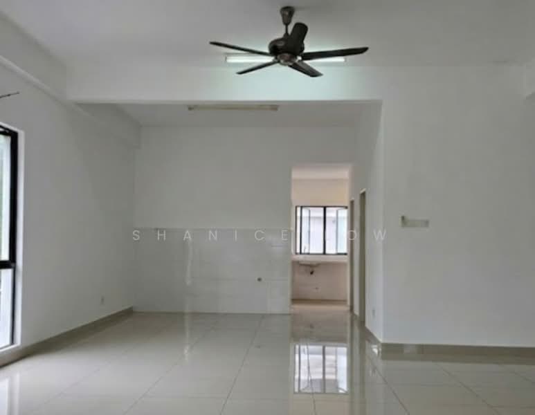 Rumah Teres 2 Tingkat untuk Dijual di Abadi Heights (Puchong) - Shanice Low - Living Room - PropertyGuru.com.my