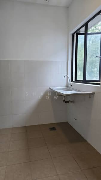 Rumah Teres 2 Tingkat untuk Dijual di Abadi Heights (Puchong) - Shanice Low - Kitchen - PropertyGuru.com.my