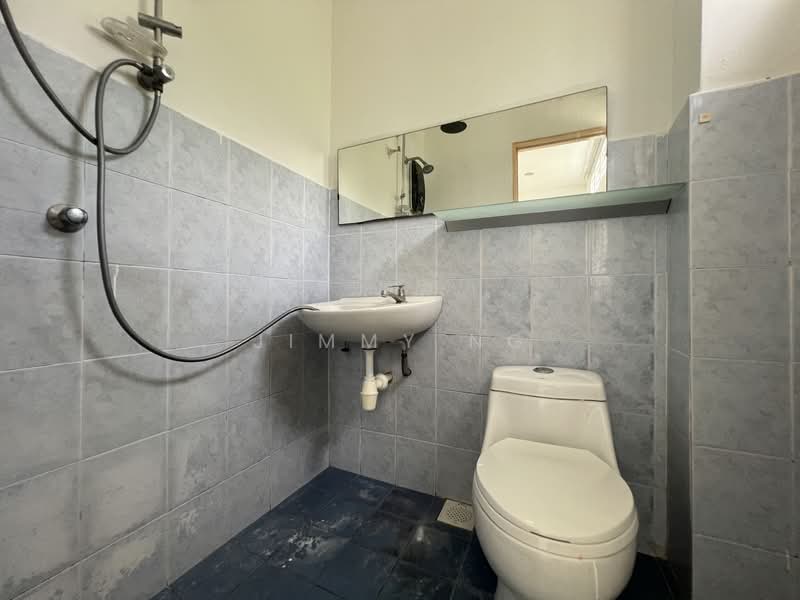 2-storey Terraced House for Sale in Bandar Mahkota Cheras (Cheras) - Jimmy Ng - Bathroom - PropertyGuru.com.my