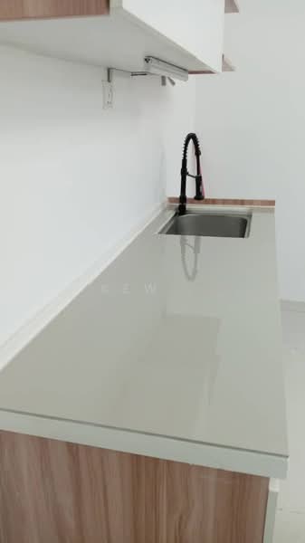 Service Residence for Sale at SOHO @ Empire City - Kew . - Kitchen - PropertyGuru.com.my
