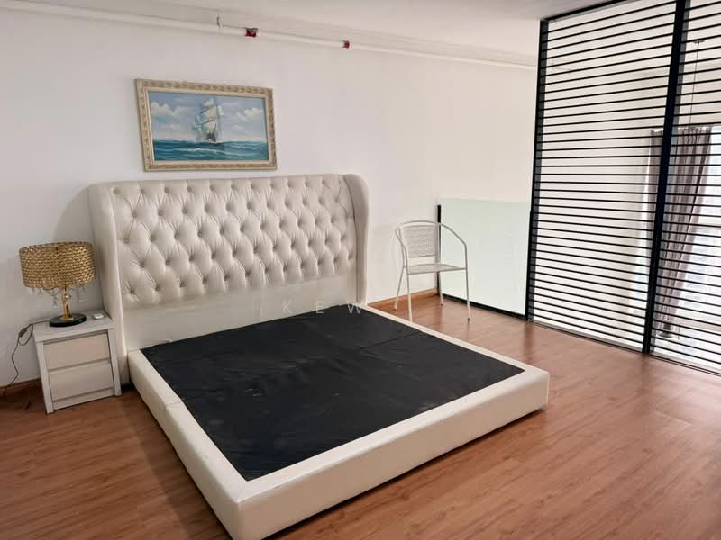 Service Residence for Sale at SOHO @ Empire City - Kew . - Bedroom - PropertyGuru.com.my