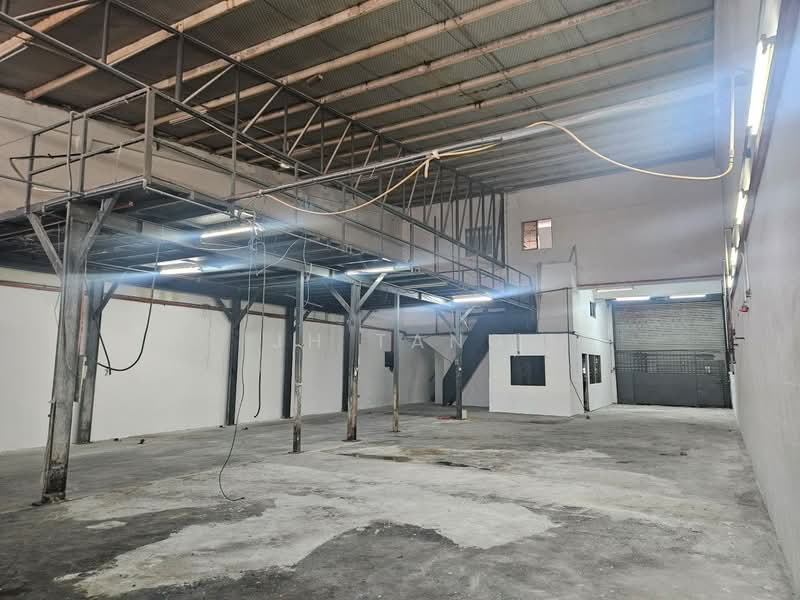 Factory for Rent in Taman Desa Cemerlang (Ulu Tiram) - JH Tang - Interior - PropertyGuru.com.my