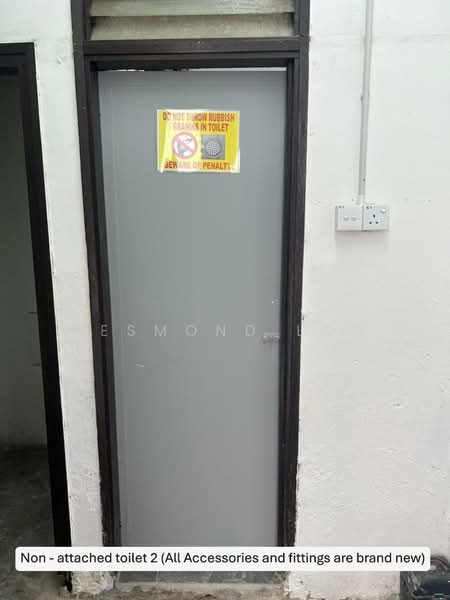 Pejabat untuk Disewa di Brickfields (Kuala Lumpur) - Desmond Low - Bathroom - PropertyGuru.com.my