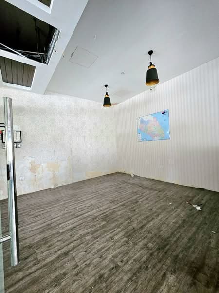 Kedai untuk Disewa di Taman Gaya (Ulu Tiram) - Wong Yi Xin - Interior - PropertyGuru.com.my