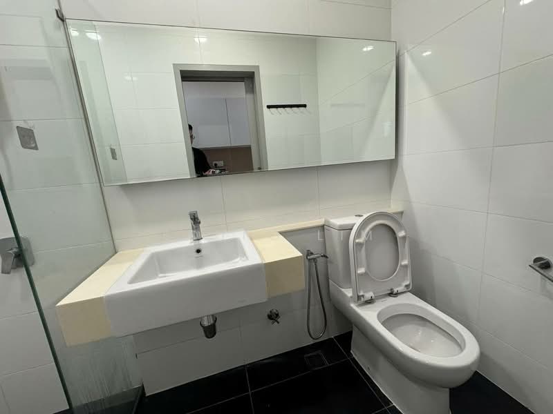 Service Residence for Rent at Residential Suites @ HighPark - Soung Lim - Bathroom - PropertyGuru.com.my