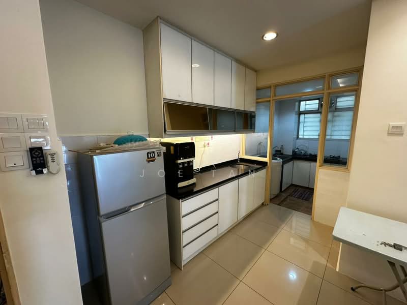 Condominium for Sale at Platinum Lake PV 15 - Joe Tan - Kitchen - PropertyGuru.com.my