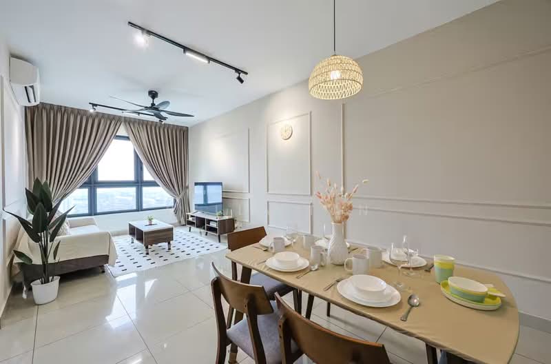 Servis Apartment untuk Dijual di Daya 1 Residences (D1R), TD Central - Bella Tan - Living Room - PropertyGuru.com.my