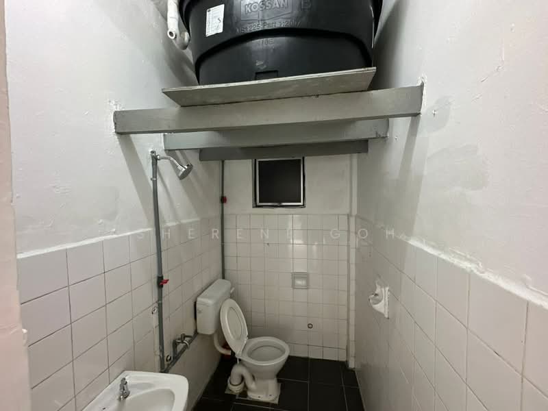 Pangsapuri untuk Disewa di Nuri Court - Sherene Goh - Bathroom - PropertyGuru.com.my
