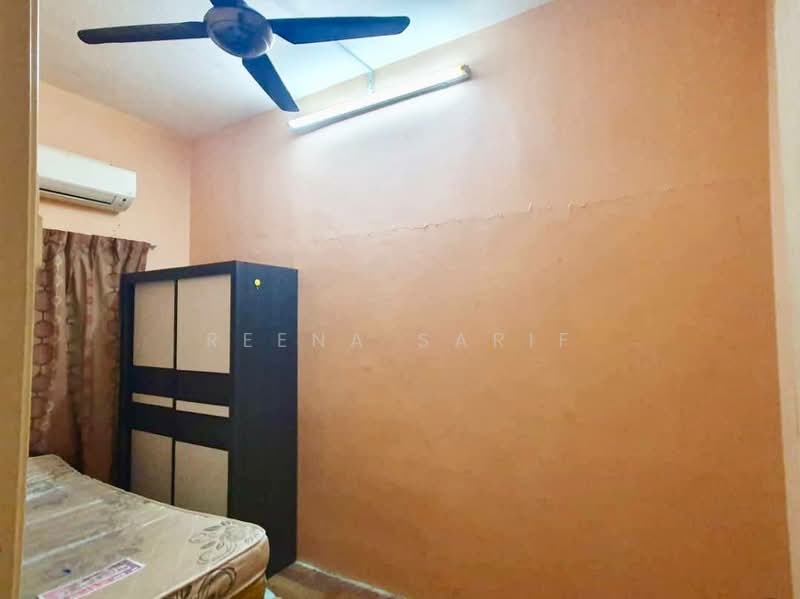 2-storey Terraced House for Sale in Shah Alam (Selangor) - Reena Sarif - Bedroom - PropertyGuru.com.my