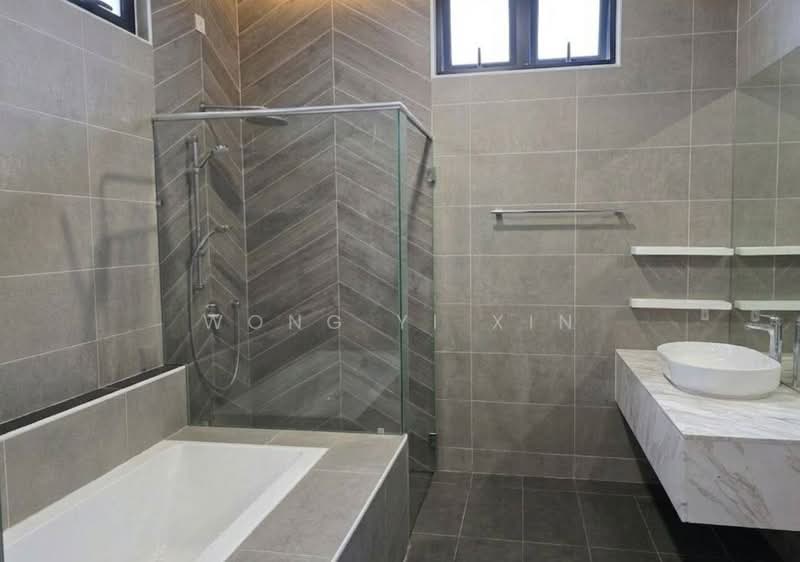 Rumah Berkembar untuk Dijual di Nusa Sentral (Iskandar Puteri (Nusajaya)) - Wong Yi Xin - Bathroom - PropertyGuru.com.my