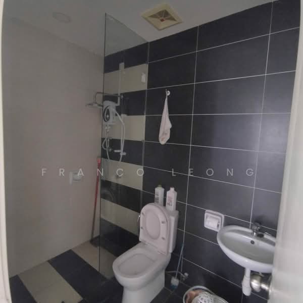 Rumah Teres 2 Tingkat untuk Dijual di Rawang (Selangor) - Franco Leong - Bathroom - PropertyGuru.com.my