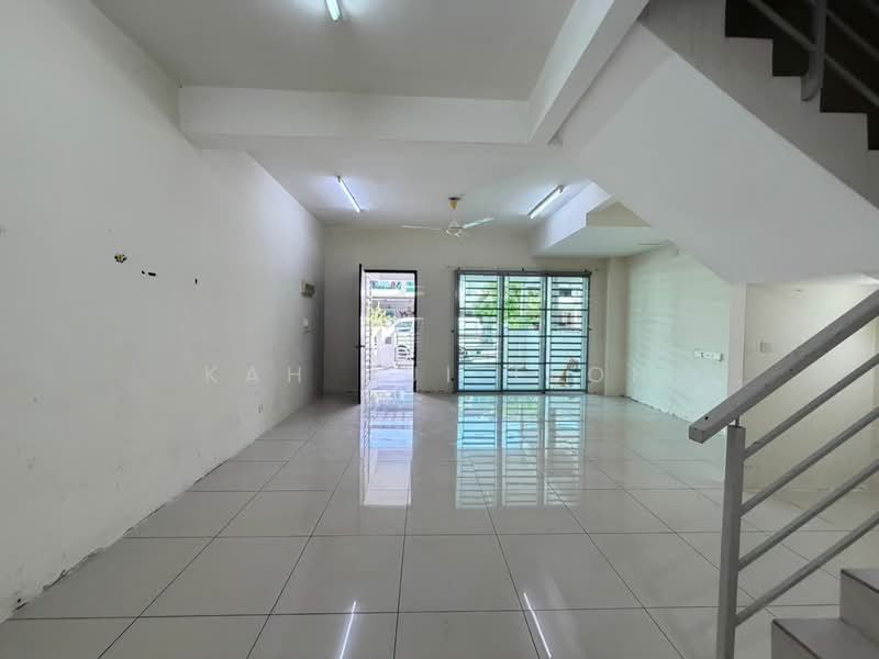 2-storey Terraced House for Sale in Bandar Tasek Mutiara (Simpang Ampat) - Kah Hui Teoh - Living Room - PropertyGuru.com.my