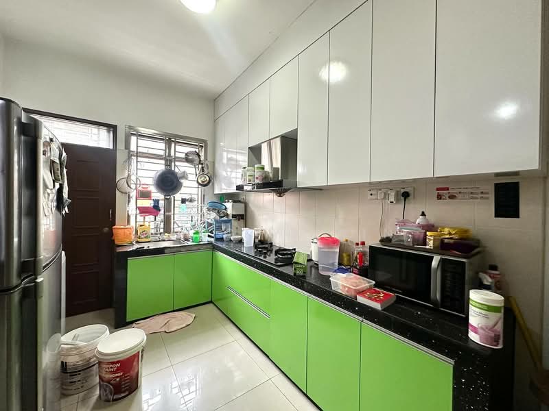 Rumah Teres 2 Tingkat untuk Dijual di Bandar Dato Onn (Tebrau) - Wong Yi Xin - Kitchen - PropertyGuru.com.my
