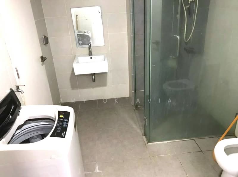 Servis Apartment untuk Disewa di Solstice @ Pan'gaea - Amy Oktavia - Bathroom - PropertyGuru.com.my