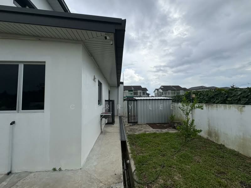 Semi-Detached House for Sale in Stapok (Kuching) - Cherry Lee - PropertyGuru.com.my