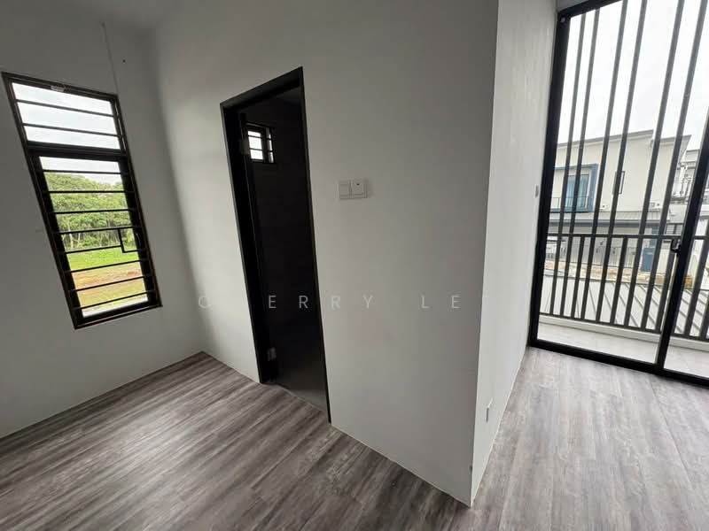 Semi-Detached House for Sale in Stapok (Kuching) - Cherry Lee - PropertyGuru.com.my