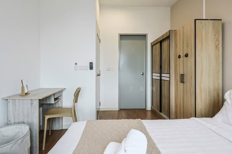 Servis Apartment untuk Dijual di Daya 1 Residences (D1R), TD Central - Bella Tan - Bedroom - PropertyGuru.com.my
