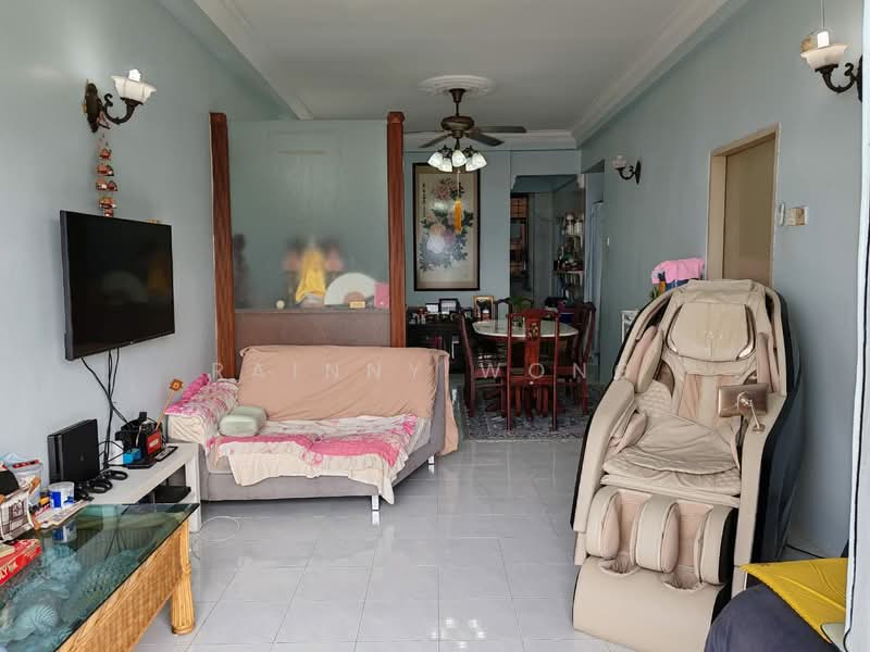 Kondominium untuk Disewa di Eden Seaview Condominium - Rainny Wong - Living Room - PropertyGuru.com.my