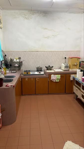 Terraced House for Sale in Taman Nusa Perintis 2 (Iskandar Puteri (Nusajaya)) - Eric Lee - Kitchen - PropertyGuru.com.my