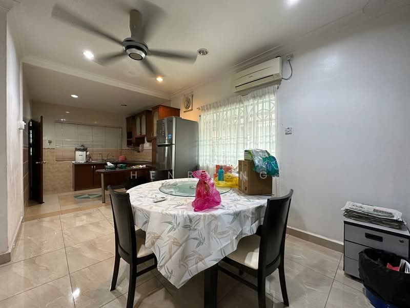 Semi-Detached House for Sale in Bandar Puteri Jaya (Sungai Petani) - Henry Ng - Kitchen - PropertyGuru.com.my