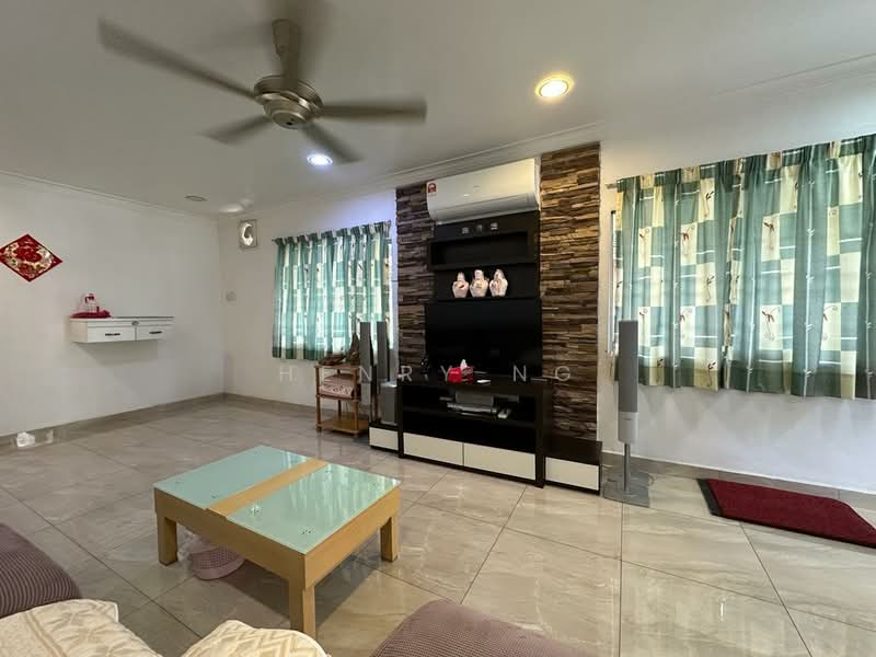 Semi-Detached House for Sale in Bandar Puteri Jaya (Sungai Petani) - Henry Ng - Living Room - PropertyGuru.com.my