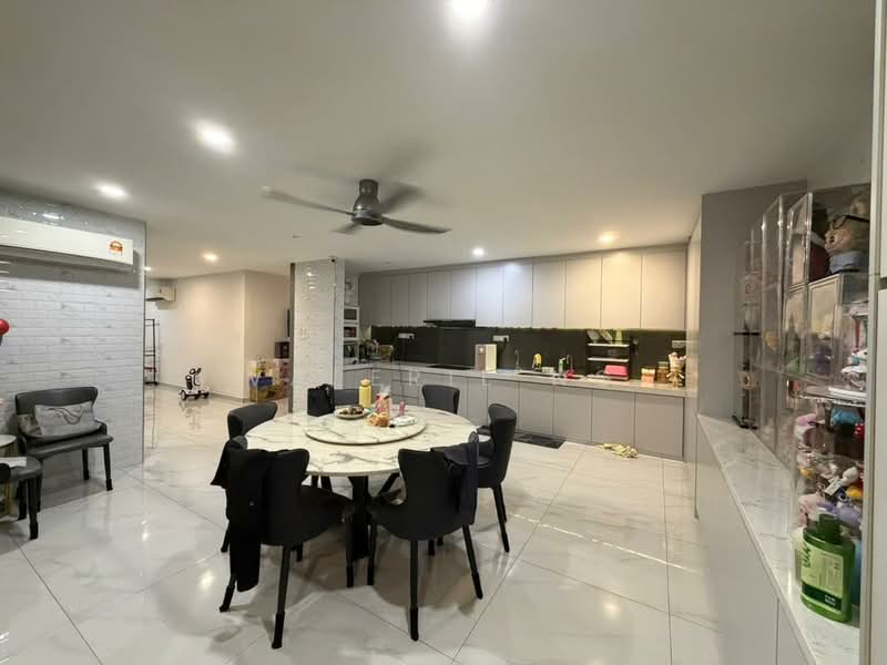 2-storey Terraced House for Sale in Taman Bukit Maluri (Kepong) - Valerie Ng - Kitchen - PropertyGuru.com.my
