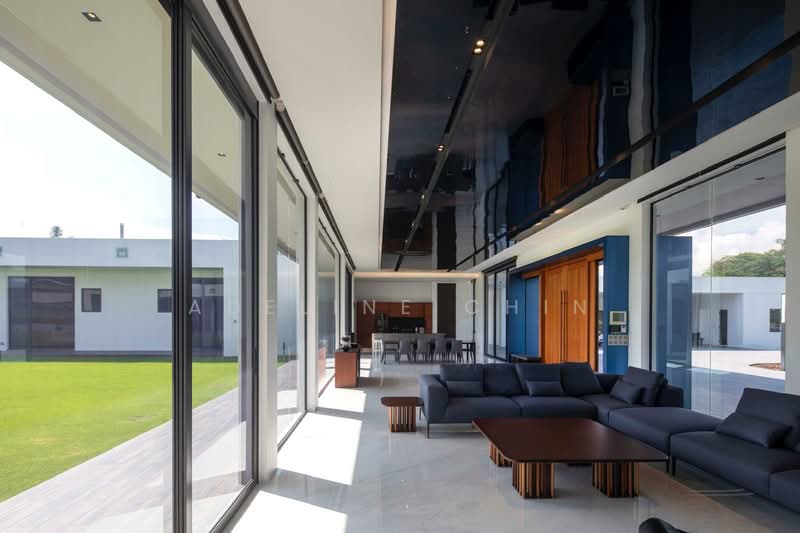 Bungalow for Sale in Leisure Farm (Gelang Patah) - Adeline Chin - Living Room - PropertyGuru.com.my
