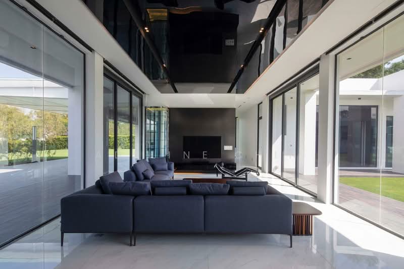 Bungalow for Sale in Leisure Farm (Gelang Patah) - Adeline Chin - Living Room - PropertyGuru.com.my